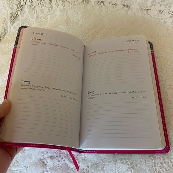 My Daily Prayer Journal for Morning and Evening NEW - Picture 2 of 4